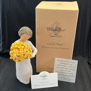 Willow Tree Figurine “Good Cheer” new in box